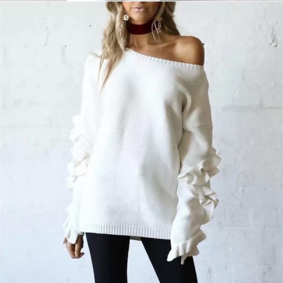 Ivory Ruffled Sleeve Knit One Size Sweater - Picture 4 of 6